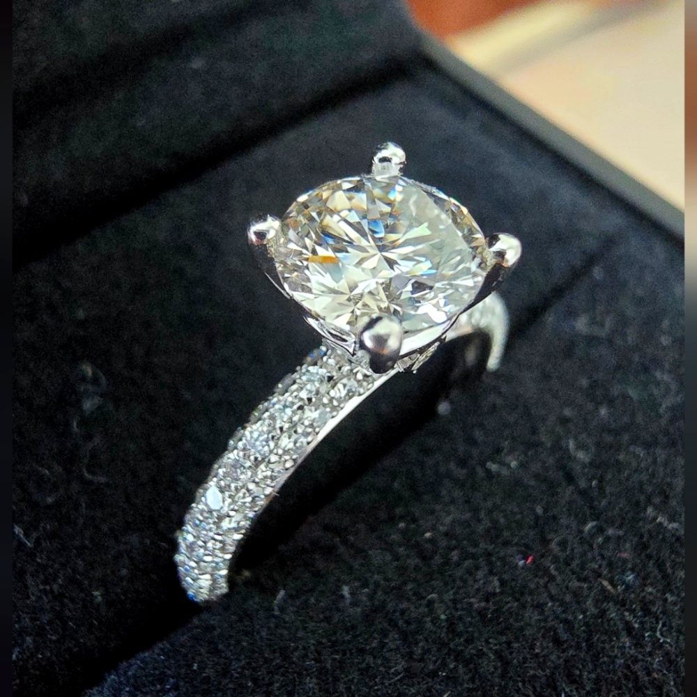 Simon G Micropave engagement ring Size 4.5